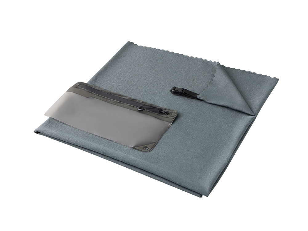 Спортивное полотенце Спутник в чехле