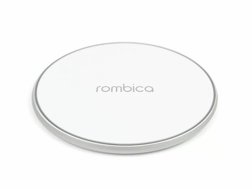 Беспроводное зарядное устройство NEO Core Quick c быстрой зарядкой с логотипом Rombica