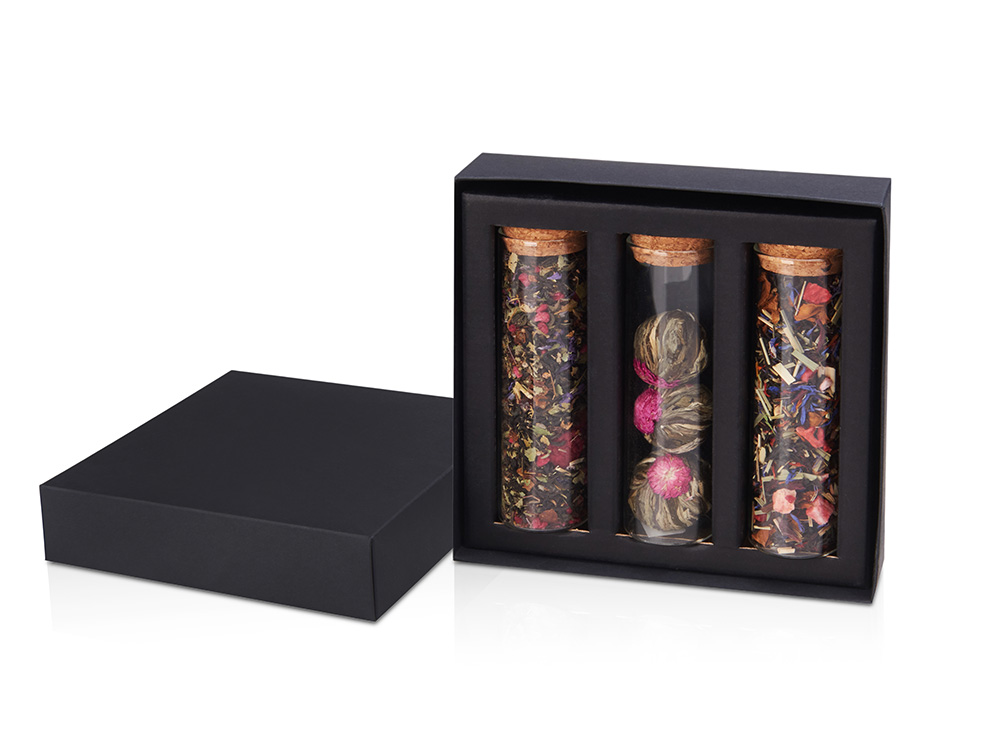 regular pyramid built from four equilateral triangles